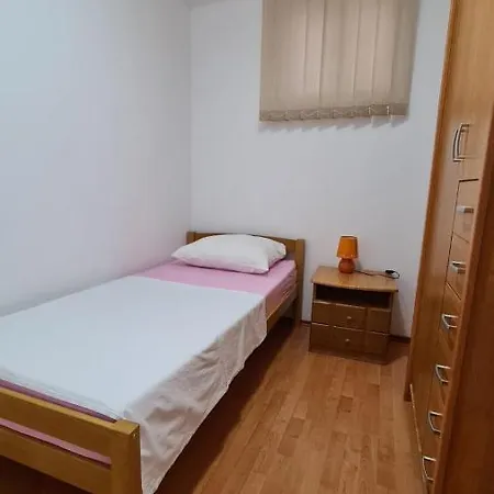 Apartment Pavlinovic *