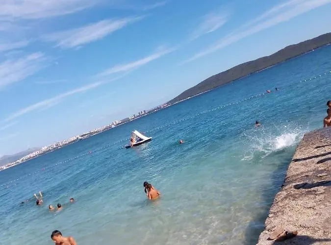 Pavlinovic * Kaštela