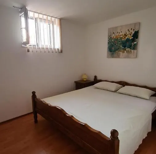 Pavlinovic Appartamento Kaštela